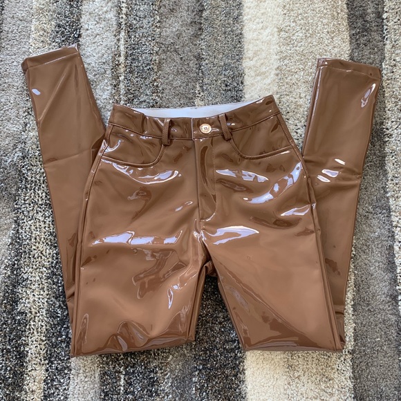 ❤️'HARRIDAN' COFFEE PATENT STRETCH VINYL TROUSERS - Picture 8 of 9